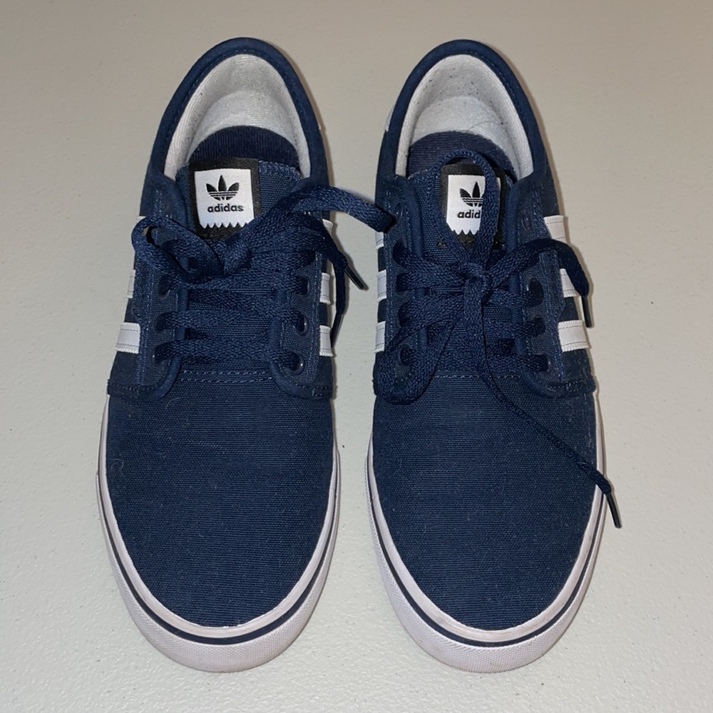 Adidas Sneakers